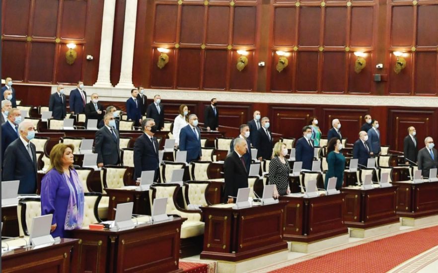Milli Məclisin yaz sessiyası jurnalistlərin yadında necə qaldı? -       SORĞU