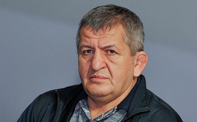 Nurməhəmmədovun atası vəfat etdi