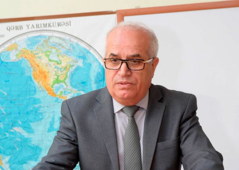 “Maska yaraşıq üçün deyil, çənənin altında saxlanılmamalıdır” –     İbadulla Ağayev