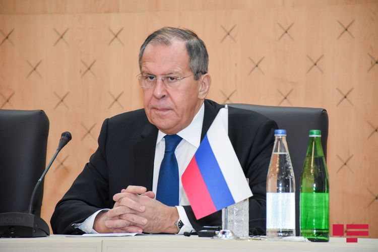 Lavrov sərhəddəki gərginliyi müzakirə etdi
