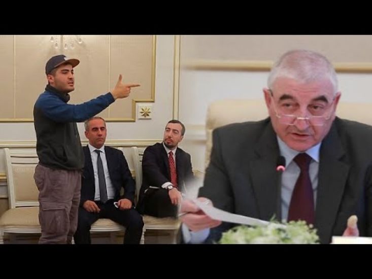 Məzahir Pənahov Mehman Hüseynov üçün pul köçürdü