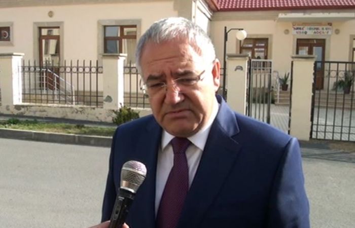 İcra başçısı məhkəməyə verildi