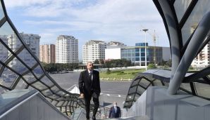 İlham Əliyev Bakıda yerüstü piyada keçidinin açılışında iştirak etdi -     FOTOSESSİYA — foto 5