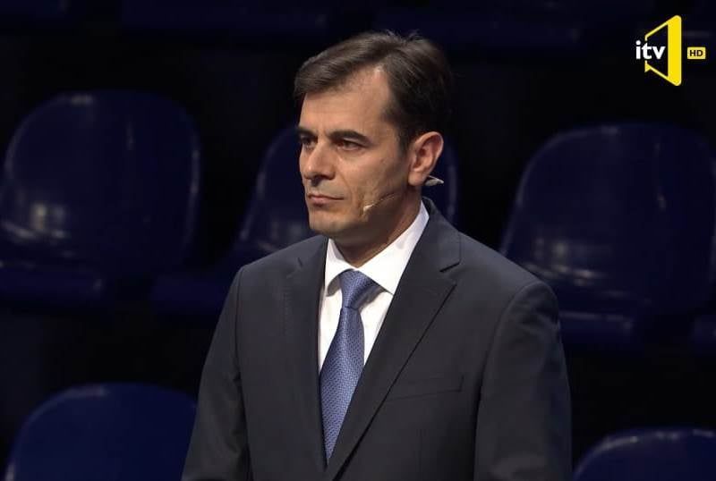 “Tamahkar adamlar qorxaq, qorxaqlar da satqın olurlar...”