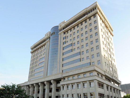 “Tibb Universitetinin klinikasında anamın onurğasını sındırdılar” -   FOTO