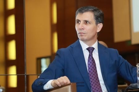 Zahid Oruc imzaları topladı