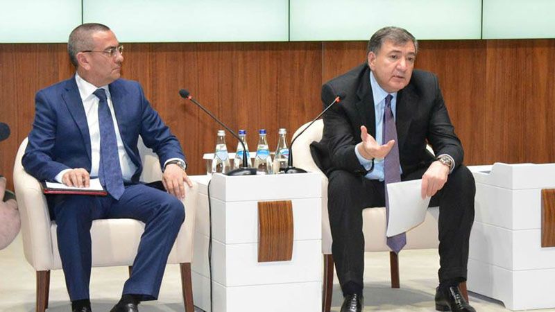 Yanan bazar icra başısının oğlunun imiş -      VİDEO