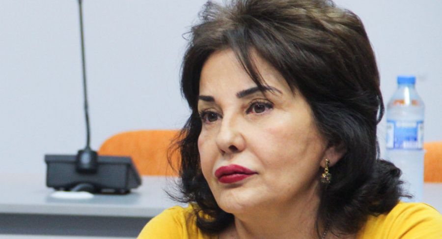 Mehriban Zeynalova: “Arvana kənd məktəbinin direktoru baldızını onunla evlənməyə məcbur edib”