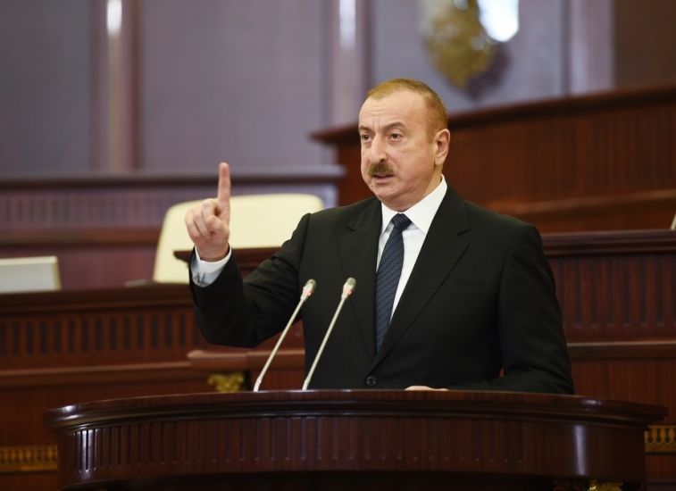 İlham Əliyev: “Dayaqlarını tam itirmiş dərnək tipli qruplaşma bu görüşdən imtina etdi, özü bilər”