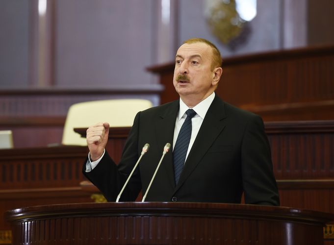 Deputat:   “İslahatların gətirdiyi qaydalara riayət etməyənlər “qırmızı kart” alır"
