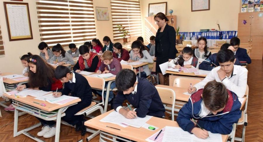 Bütün təhsil müəssisələrində dərslər martın 16-dək təxirə salındı