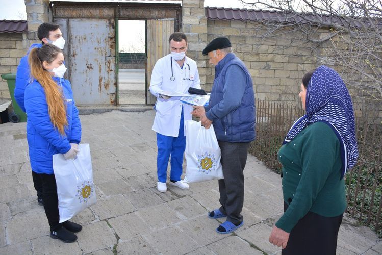 Heydər Əliyev Fondu tənha yaşayan yaşlı insanlara yardım etdi -       FOTOLAR