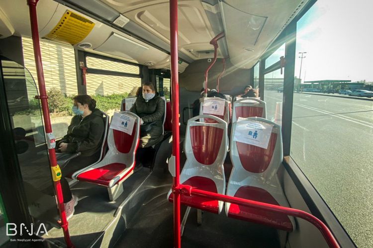 Bakıda avtobuslarda yanaşı oturmayın -     BNA