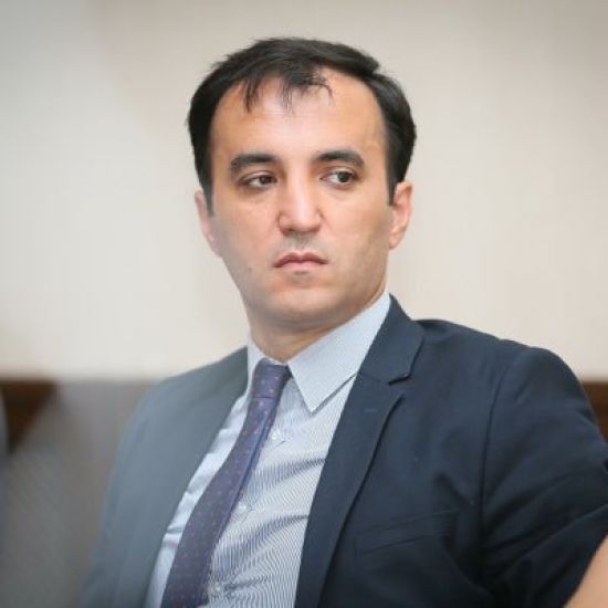 Akif Qurbanov: “Nə ilə və necə məşğul olduğunuzu özünüz də qiymətləndirə bilmirsizsə, cəmiyyət necə qiymətləndirsin?”