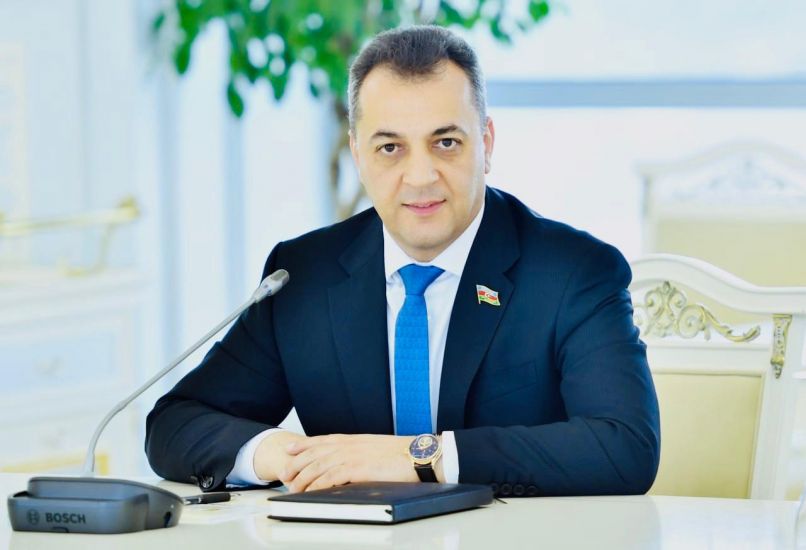 Vüqar İskəndərov: “Hər bir seçicinin birbaşa özümlə əlaqə saxlamaq imkanı var” -             MÜSAHİBƏ