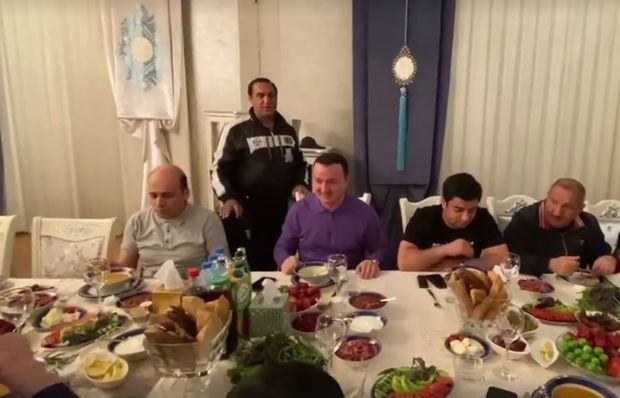 Manaf Ağayev karantin qaydalarını pozdu -     VİDEO