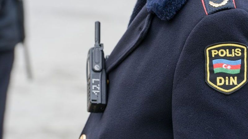 Azərbaycanda polislər traktor sürücüsünü döydü