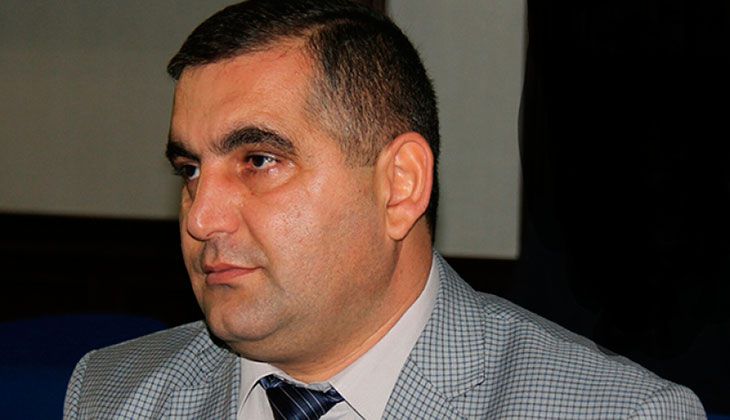 Şalvarını batırdığın günləri nə tez unutdun?