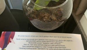 Mehriban Əliyevanın köməkçisinə Qarabağ torpağı və Xarıbülbül toxumu hədiyyə edildi — foto 1