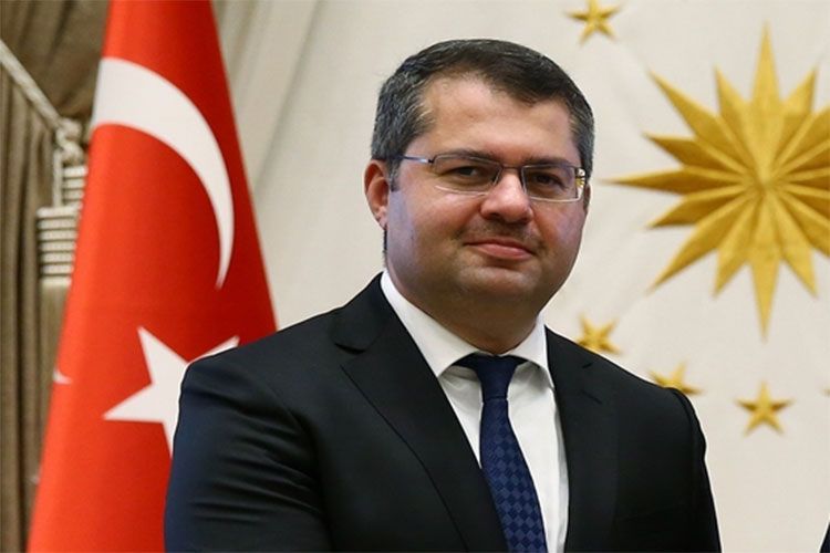 Səfir: “Şuşa işğal olunanda oğlum yaşında idim, uşaqlıq arzularım, romanlar yazmaq, icad etmək və yaratmaq xəyallarım məhv oldu”