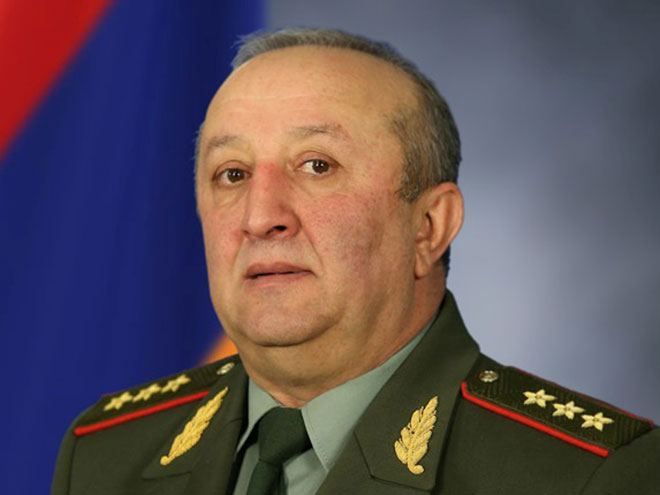 Müharibənin 5-ci günündə artıq 1 500 fərari var idi -     Erməni generaldan etiraf