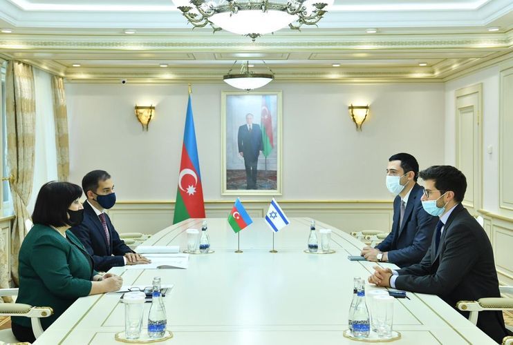 Sahibə Qafarova İsrailin Azərbaycandakı səfirini qəbul etdi
