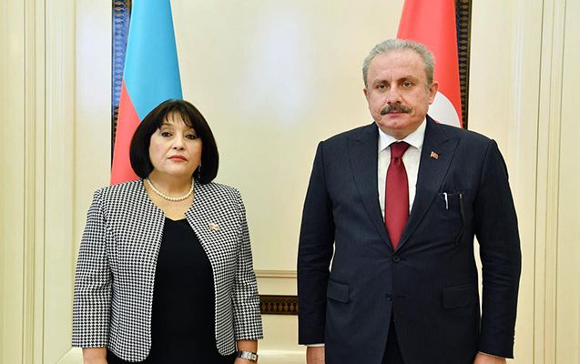 Mustafa Şentop Sahibə Qafarovaya təbrik məktubu göndərdi