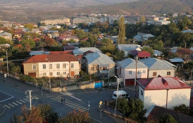 Ermənilərdən növbəti həyasız iddia -     Sakinlərin avtomobilləri “daş atəşi”nə tutuldu