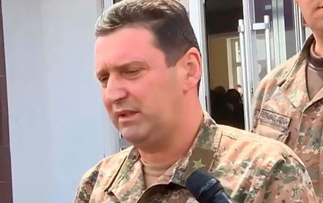 Qondarma rejimin “Müdafiə naziri” döyüşlərdə yaralandı