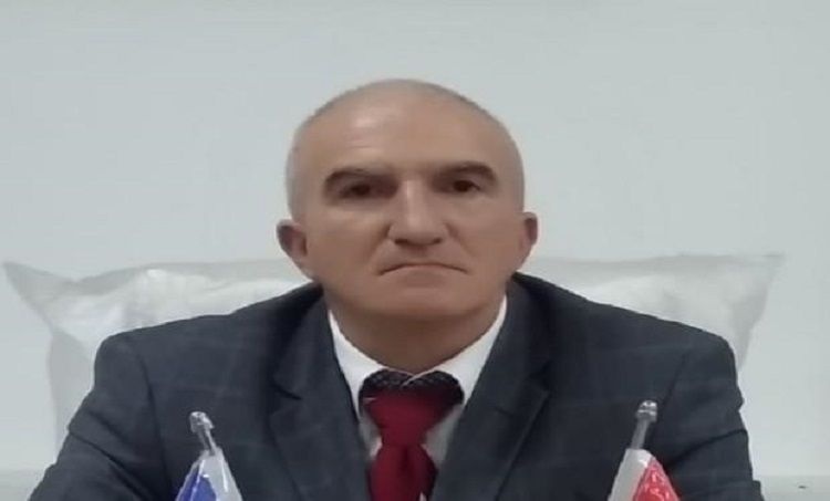 Azərbaycanda partiya sədri sabiq idarə rəisinə qarşı 100 minlik dələduzluqda ittiham edilir