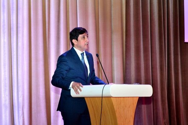 Ağdaşın deputatı: “Rayonda yol infrastruktru yenidən qurulur ki, bu da  insanların rahatlığını təmin edir”