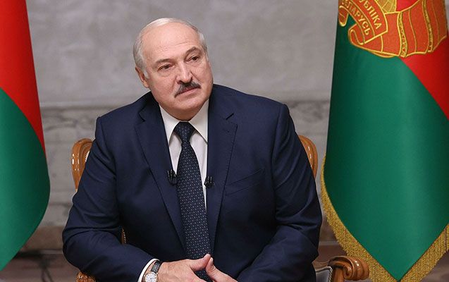 “Mən Poroşoneko deyiləm, milyardlarım yoxdur” -     Lukaşenko