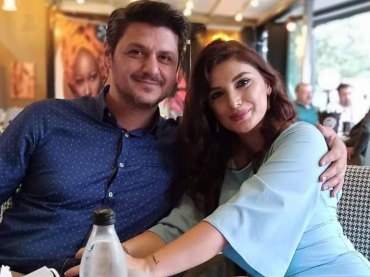 Türkiyədə yaşayan azərbaycanlı aparıcı həyat yoldaşı ilə -     FOTO