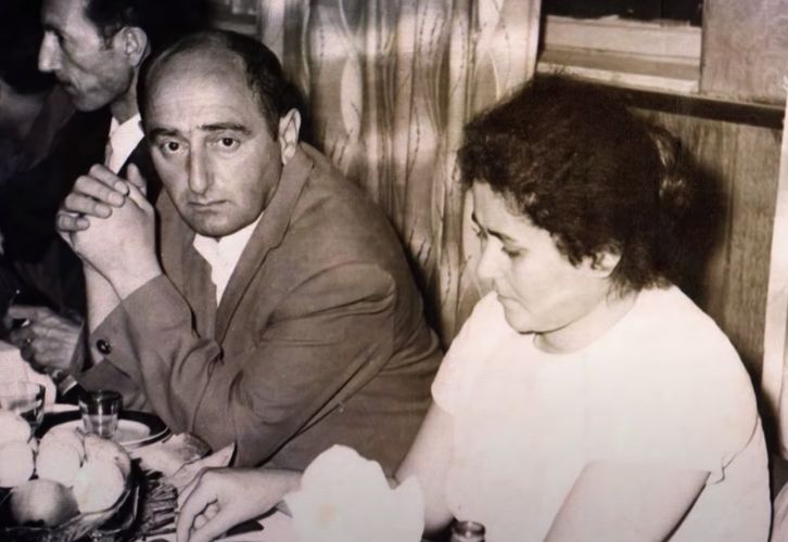 "Zeynəb Xanlarova ilk dəfə onun şeiri ilə efirə çıxsa da danaraq deyib öz mahnımla çıxmışam"