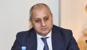 Media eksperti Beynəlxalq Bankın xidmətlərindən imtina etdi, hüquq müdafiəçisi isə şikayətçidir — foto 2