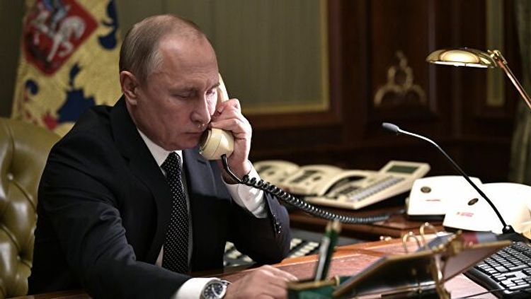 Putin Paşinyanla danışdı