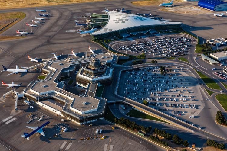 Heydər Əliyev Beynəlxalq Aeroportunda məhdudiyyət tətbiq olunur