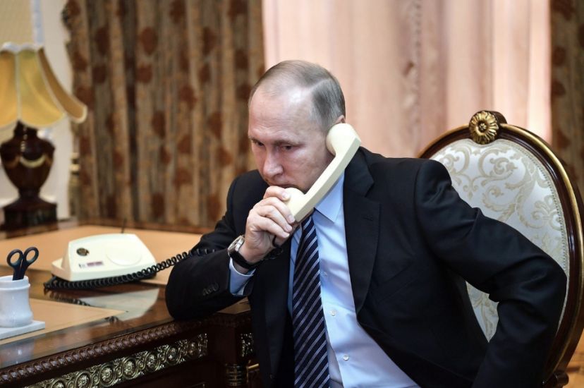 Putin Azərbaycan Prezidenti və Ermənistanın Baş naziri ilə Qarabağda razılaşmanın icrası məsələlərini müzakirə etdi