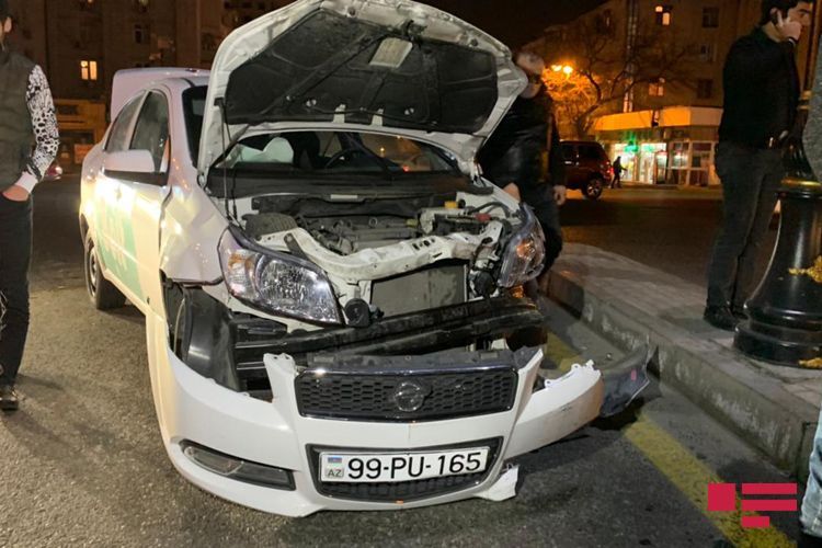 Bakıda “Bolt” taksi şirkətinin sürücüsü qəza törətdi