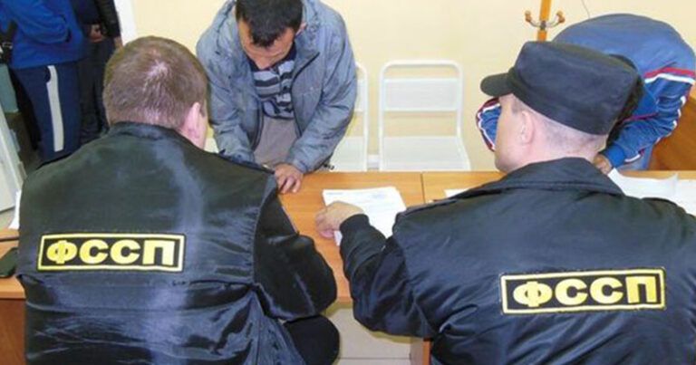 Rusiyada qanunsuz yaşayan azərbaycanlıların diqqətinə