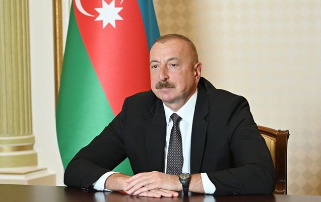 Prezident bu şəxsləri təltif etdi