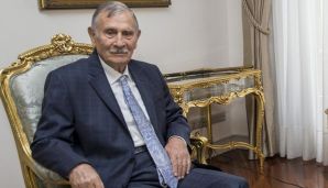 Türkiyənin keçmiş baş nazir vəfat etdi  -     FOTO — foto 1