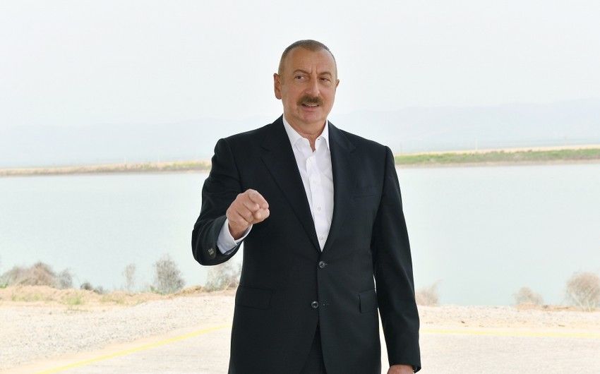 “Guya Azərbaycan Türkiyə ilə birlikdə “İsgəndər-M” raketlərinin qalıqlarını Suriyadan gətirib və Şuşaya qoyub” -     Prezident
