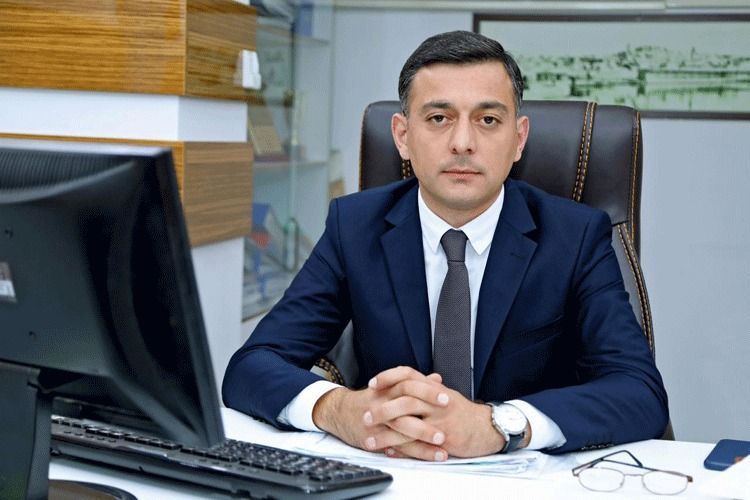 Salatın Əsgərovanın oğlu nazirlikdəki işindən ayrıldı