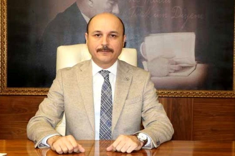 “Qırmızıdərililərin qətli üzərində qurulan ABŞ tarixi həqiqətləri dəyişdirə bilməz”