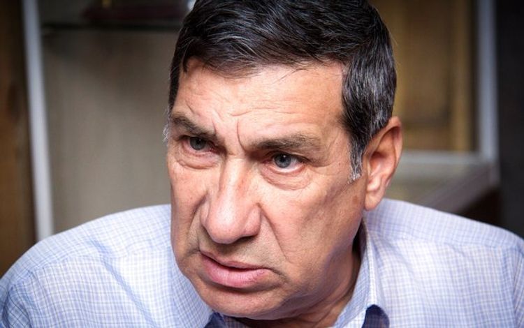Arif Quliyevin videogörüntüsünü paylaşan tibb işçisi cəzalandırıldı