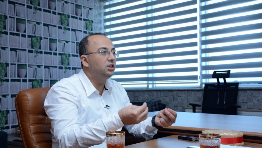 Elşad Miridən gündəmi alt-üst edən     AÇIQLAMA