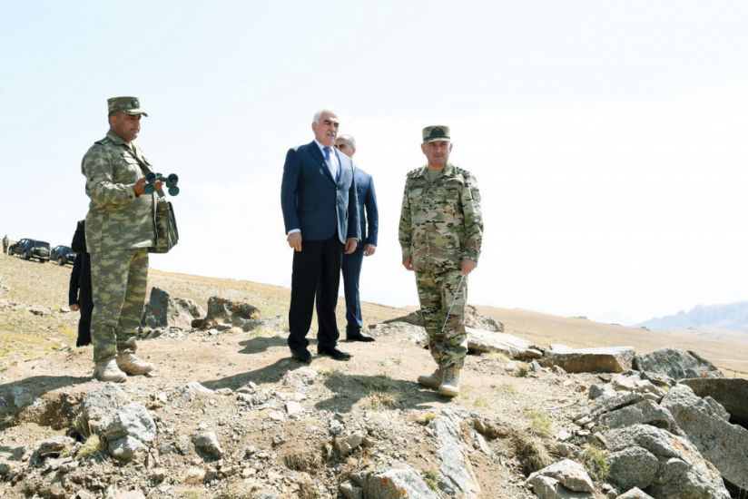 Naxçıvanın strateji yüksəkliklərində müdafiə istehkamları möhkəmləndirilib