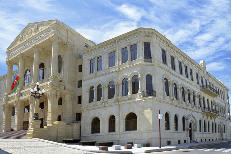 Baş Prokurorluq KİV nümayəndələrinə müraciət etdi