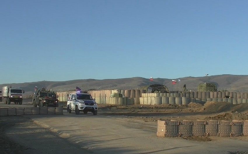 Rusiya sülhməramlıları Kəlbəcərə tikinti materiallarının göndərilməsini təmin etdi